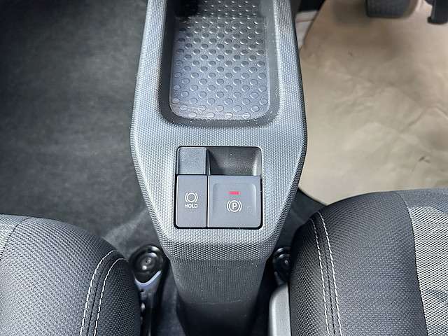 ダイハツ タフト ６６０ Ｇ ダーククロム ベンチャー ４ＷＤ R7年 () 99