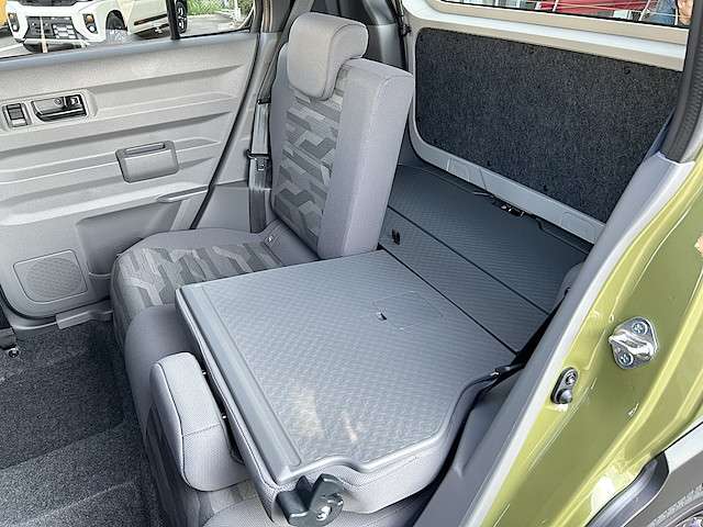 ダイハツ タフト ６６０ Ｇ ダーククロム ベンチャー ４ＷＤ R7年 () 99