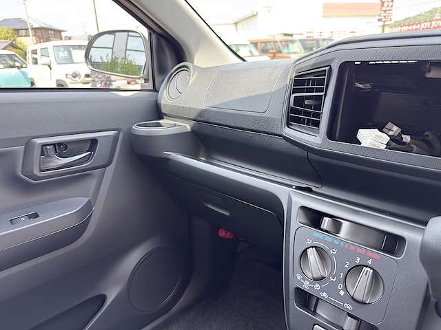 ダイハツ ミラ　イース ６６０ Ｌ ＳＡＩＩＩ R7年 () 99