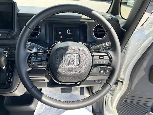 ホンダ Ｎ　ＢＯＸ カスタム ６６０ ターボ R7年 () 99