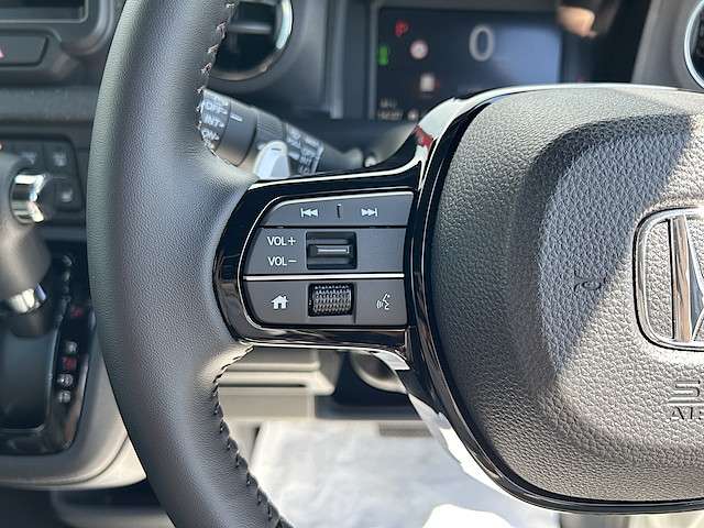 ホンダ Ｎ　ＢＯＸ カスタム ６６０ ターボ R7年 () 99