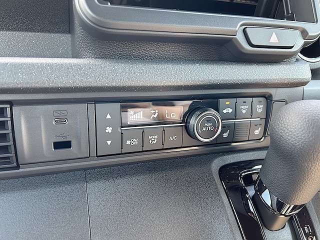 ホンダ Ｎ　ＢＯＸ カスタム ６６０ ターボ R7年 () 99