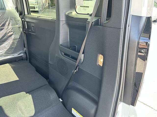 ホンダ Ｎ　ＢＯＸ カスタム ６６０ ターボ R7年 () 99