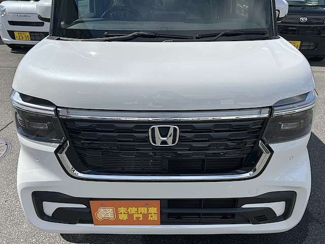 ホンダ Ｎ　ＢＯＸ カスタム ６６０ ターボ R7年 () 99