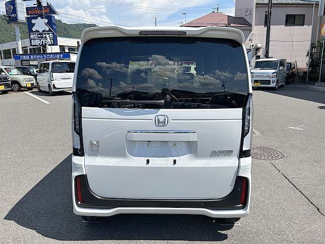 ホンダ Ｎ　ＢＯＸ カスタム ６６０ ターボ R7年 () 99