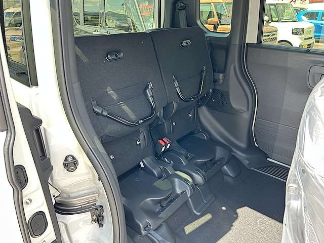 ホンダ Ｎ　ＢＯＸ カスタム ６６０ ターボ R7年 () 99