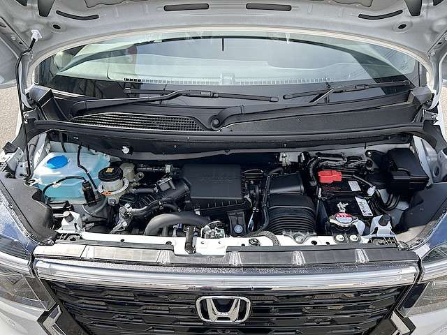 ホンダ Ｎ　ＢＯＸ カスタム ６６０ ターボ R7年 () 99