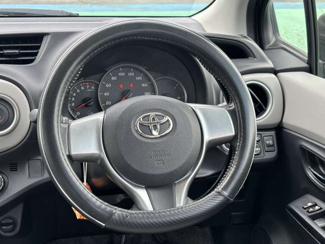 トヨタ ヴィッツ １．３ Ｕ H23年 (九州・沖縄) 99