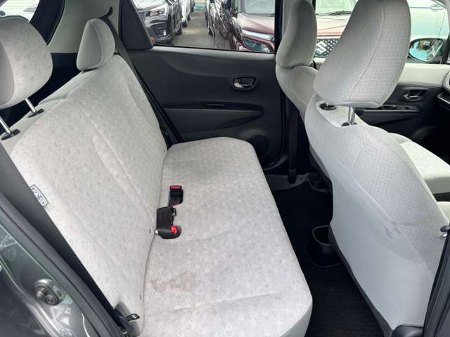 トヨタ ヴィッツ １．３ Ｕ H23年 (九州・沖縄) 99