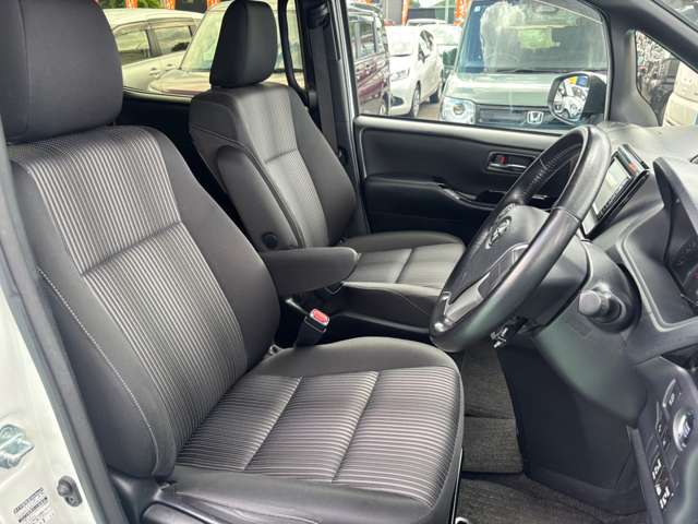 トヨタ ヴォクシー ２．０ ＺＳ 煌 H30年 (九州・沖縄) 99