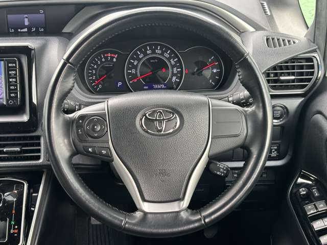 トヨタ ヴォクシー ２．０ ＺＳ 煌 H30年 (九州・沖縄) 99