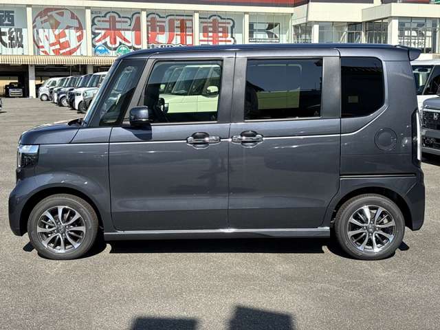 ホンダ Ｎ　ＢＯＸ カスタム ６６０ R7年 (近畿) 99