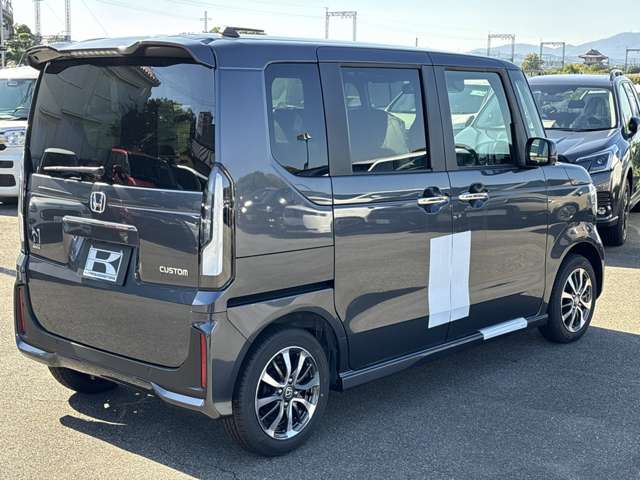 ホンダ Ｎ　ＢＯＸ カスタム ６６０ R7年 (近畿) 99