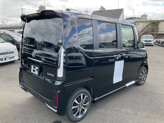 ホンダ Ｎ　ＢＯＸ カスタム ６６０ R7年 (近畿) 99