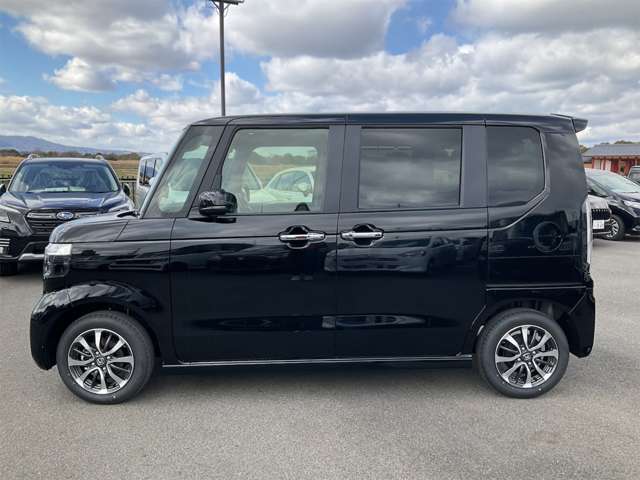 ホンダ Ｎ　ＢＯＸ カスタム ６６０ R7年 (近畿) 99