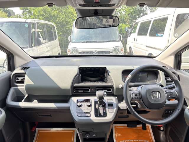 ホンダ フリード　ハイブリッド １．５ Ｅ：ＨＥＶ クロスター R7年 (近畿) 99