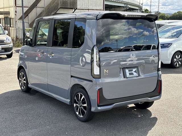 ホンダ Ｎ　ＢＯＸ カスタム ６６０ コーディネートスタイル ２トーン R7年 (近畿) 99