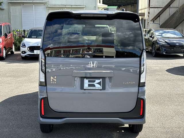 ホンダ Ｎ　ＢＯＸ カスタム ６６０ コーディネートスタイル ２トーン R7年 (近畿) 99