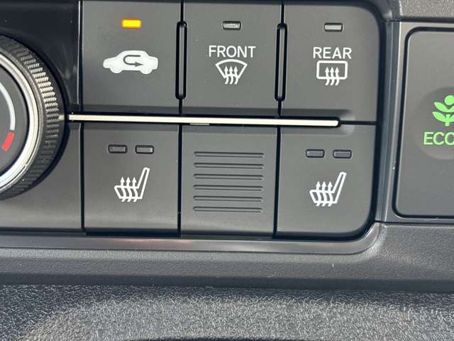 ホンダ Ｎ　ＢＯＸ カスタム ６６０ コーディネートスタイル ２トーン R7年 (近畿) 99