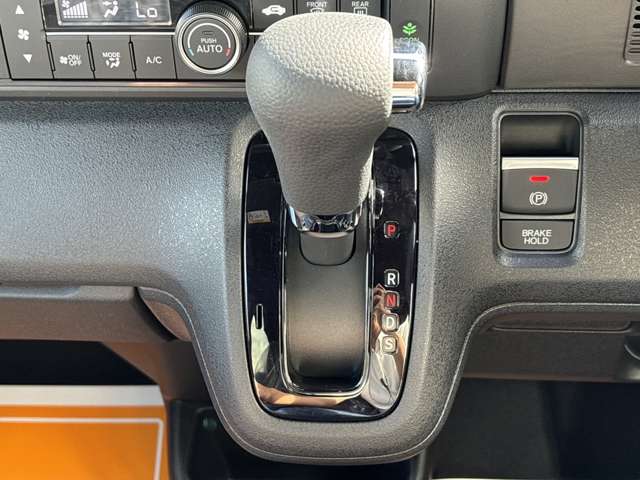 ホンダ Ｎ　ＢＯＸ カスタム ６６０ コーディネートスタイル ２トーン R7年 (近畿) 99