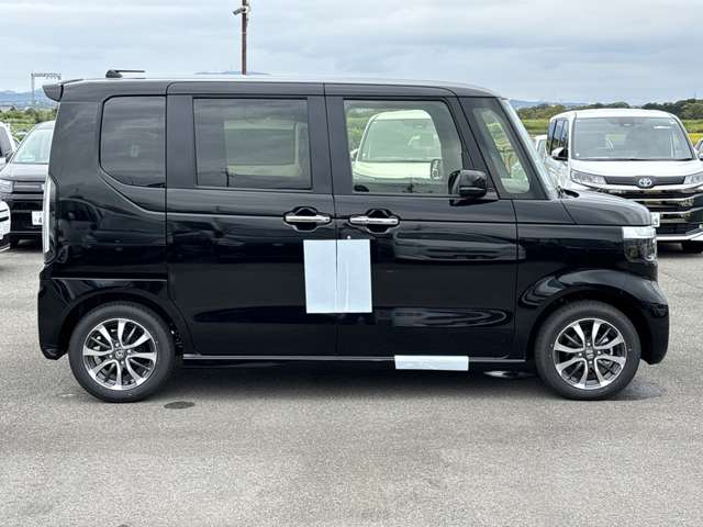 ホンダ Ｎ　ＢＯＸ カスタム ６６０ R7年 (近畿) 99