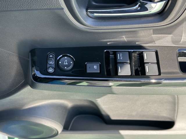 ホンダ Ｎ−ＯＮＥ ６６０ プレミアム R5年 (東海) 99