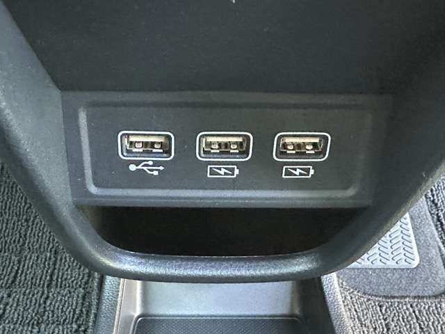 ホンダ Ｎ−ＯＮＥ ６６０ プレミアム R5年 (東海) 99