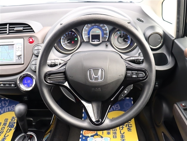 ホンダ フィット　シャトル　ハイブリッド １．３ H24年 (関東) 99