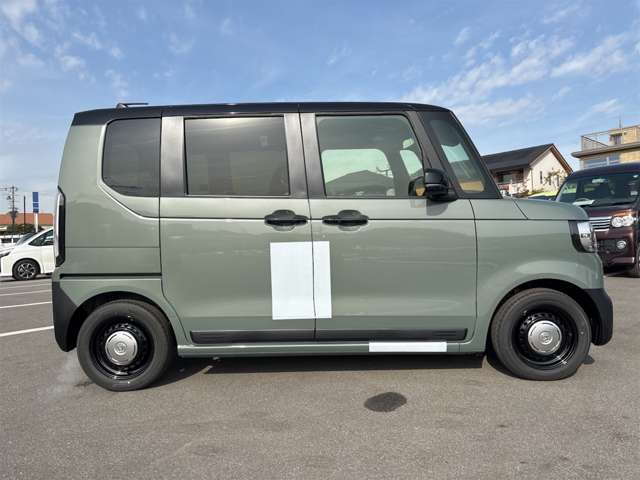 ホンダ Ｎ　ＢＯＸ ジョイ ６６０ ２トーン R6年 (近畿) 99