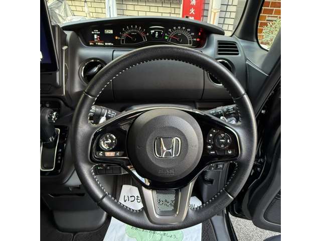 ホンダ Ｎ　ＢＯＸ カスタム ６６０ Ｌ ターボ スタイルプラス ブラック R4年 (近畿) 99