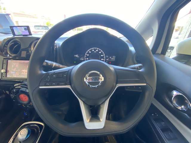 日産 ノート １．２ Ｅ－ＰＯＷＥＲ Ｘ H29年 (九州・沖縄) 99