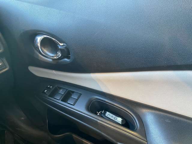 日産 ノート １．２ Ｅ－ＰＯＷＥＲ Ｘ H29年 (九州・沖縄) 99