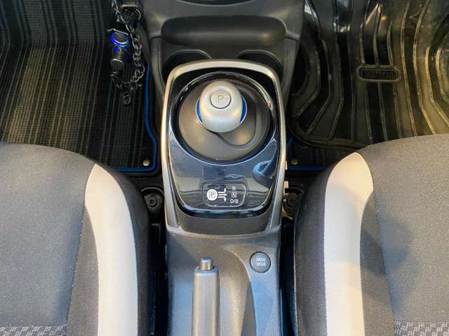 日産 ノート １．２ Ｅ－ＰＯＷＥＲ Ｘ H29年 (九州・沖縄) 99