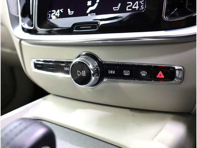 ボルボ Ｖ６０クロスカントリー Ｂ５ ＡＷＤ ４ＷＤ R3年 (近畿) 99