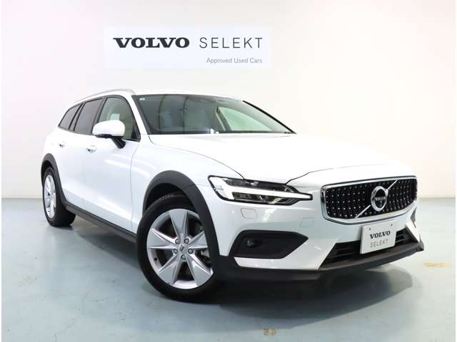 ボルボ Ｖ６０クロスカントリー Ｂ５ ＡＷＤ ４ＷＤ R3年 (近畿) 99