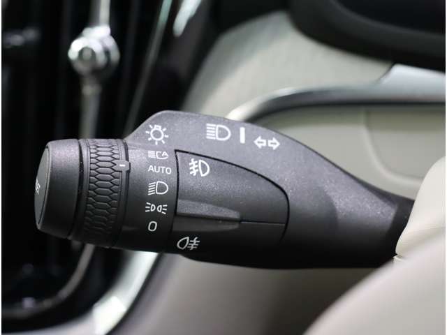 ボルボ Ｖ６０クロスカントリー Ｂ５ ＡＷＤ ４ＷＤ R3年 (近畿) 99