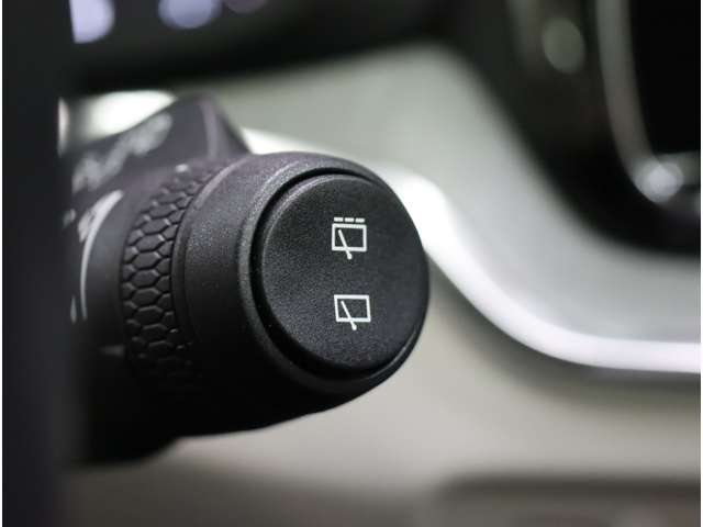 ボルボ Ｖ６０クロスカントリー Ｂ５ ＡＷＤ ４ＷＤ R3年 (近畿) 99