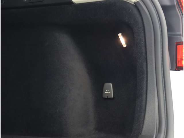 ボルボ Ｖ６０クロスカントリー Ｂ５ ＡＷＤ ４ＷＤ R3年 (近畿) 99