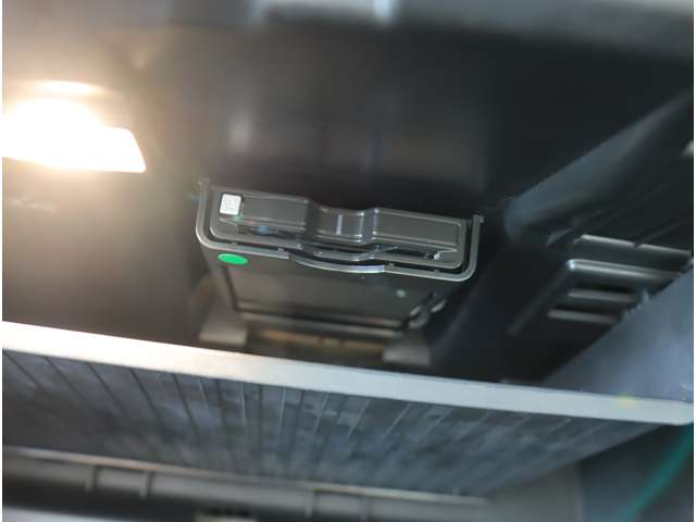 ボルボ Ｖ６０クロスカントリー Ｂ５ ＡＷＤ ４ＷＤ R3年 (近畿) 99