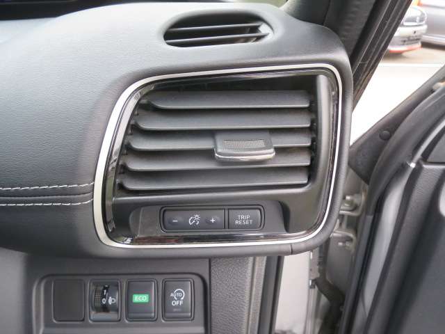 日産 セレナ ２．０ ハイウェイスター H28年 (関東) 99