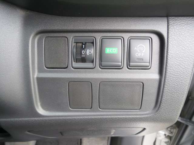 日産 セレナ ２．０ ハイウェイスター H28年 (関東) 99