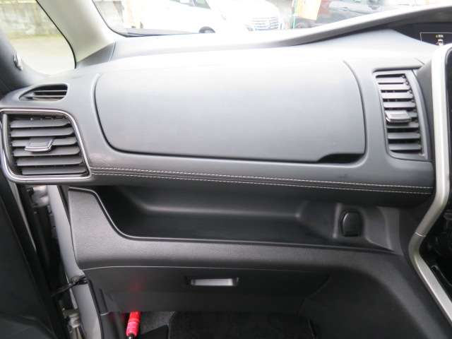 日産 セレナ ２．０ ハイウェイスター H28年 (関東) 99