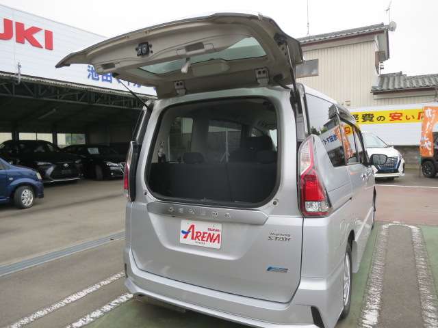 日産 セレナ ２．０ ハイウェイスター H28年 (関東) 99