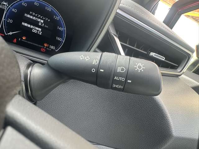 トヨタ カローラ　ツーリング　ハイブリッド １．８ ハイブリッド ＷＸＢ R5年 (東海) 99