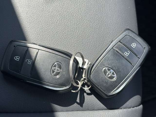 トヨタ カローラ　ツーリング　ハイブリッド １．８ ハイブリッド ＷＸＢ R5年 (東海) 99