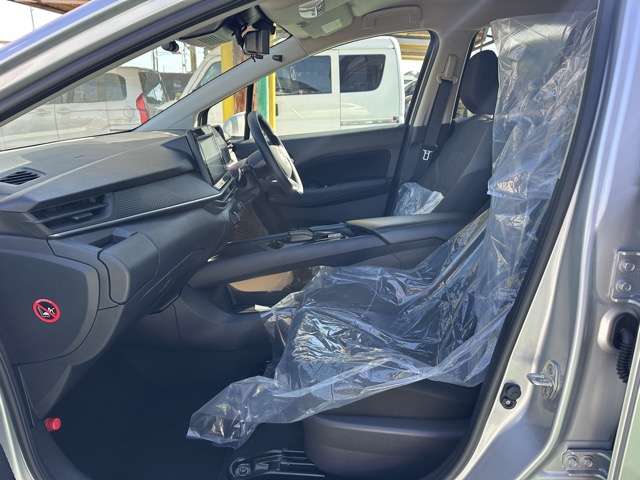 日産 ノート １．２ Ｘ R6年 (東海) 99