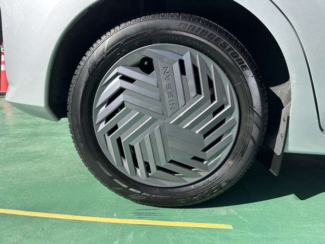 日産 ノート １．２ Ｘ R6年 (東海) 99