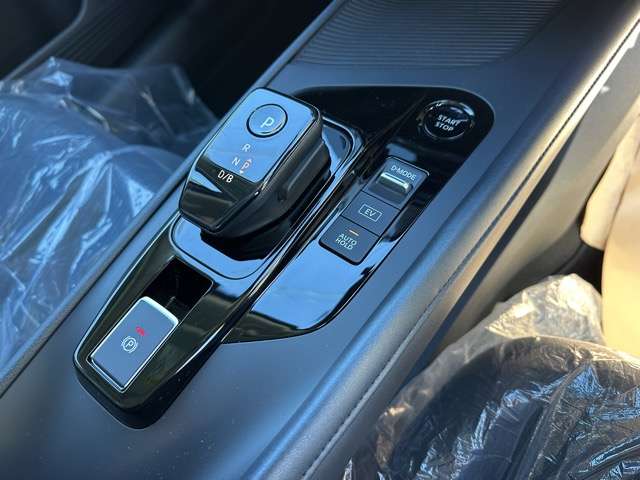 日産 ノート １．２ Ｘ R6年 (東海) 99