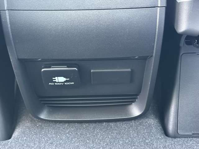 三菱 デリカ　Ｄ：５ ２．２ Ｐ ディーゼルターボ ４ＷＤ R6年 (東海) 99