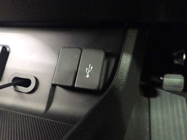 ホンダ シャトル １．５ ハイブリッド Ｘ ホンダセンシング R1年 (関東) 99